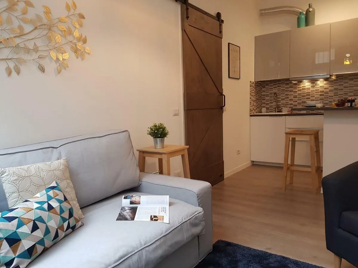 M.H.S. Apartment Milan